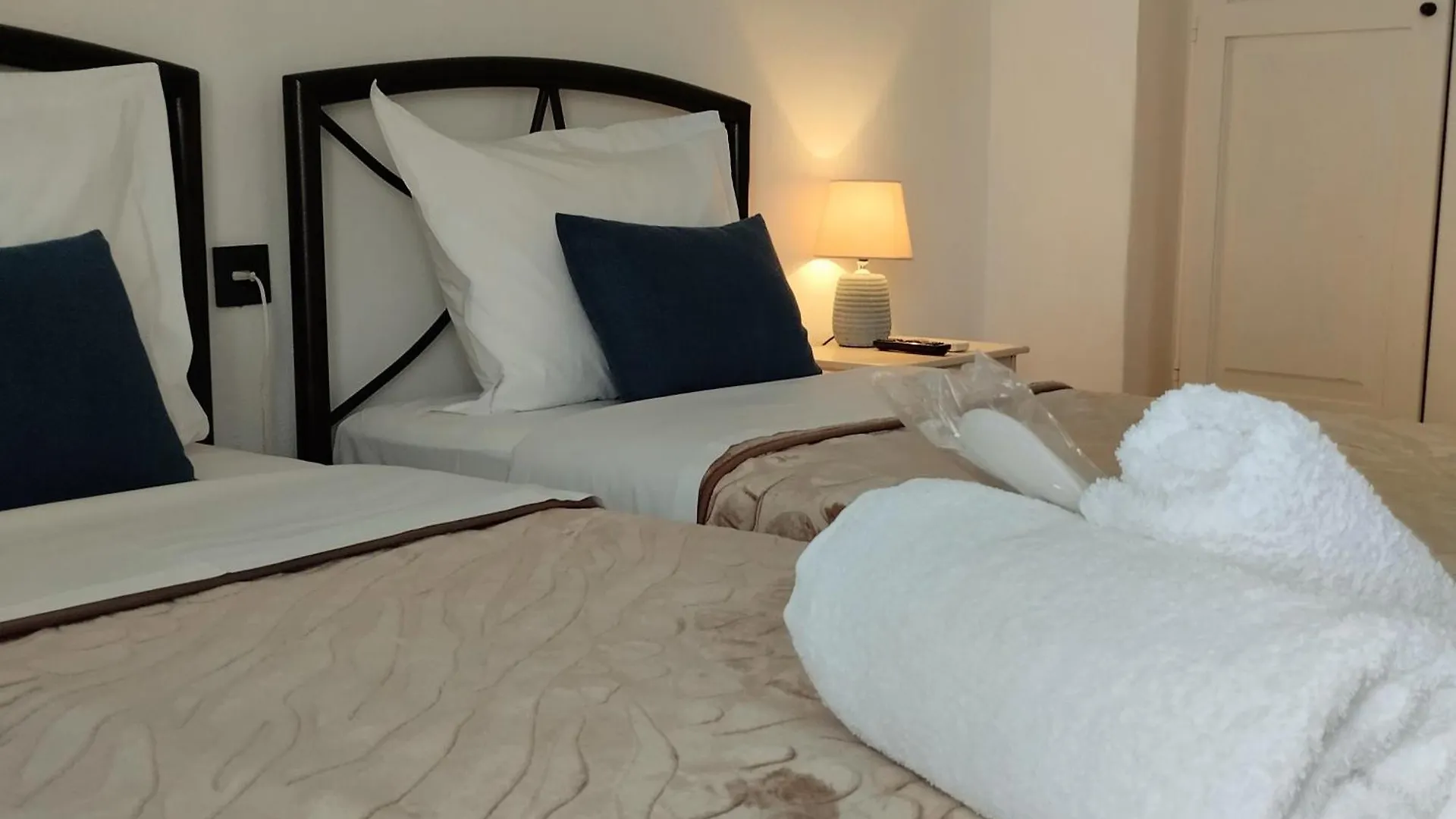 Pansion Thanos Ouranoupoli Apartment